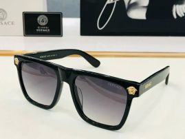 Picture of Versace Sunglasses _SKUfw55048712fw